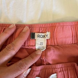 New Impossible Love Womens Elastic Shorts Size Small (size US 2)